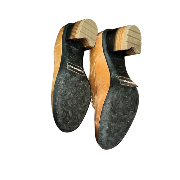 Women’s Dansko Pennie Leather Weatherproof Heels Bootie Size 40 9.5 - Picture 3 of 3